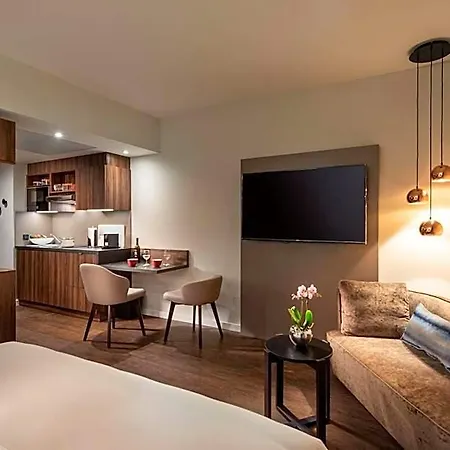 Hyatt House Frankfurt Szálloda 3*